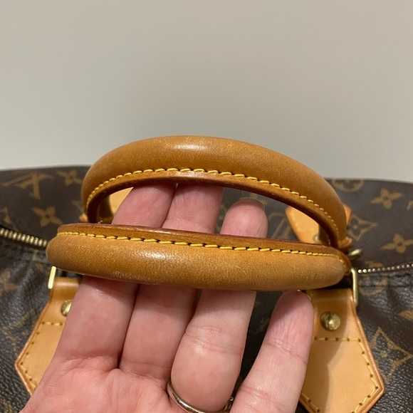 ✨Authentic✨ Louis Vuitton Bandouliere - Picture 4 of 17